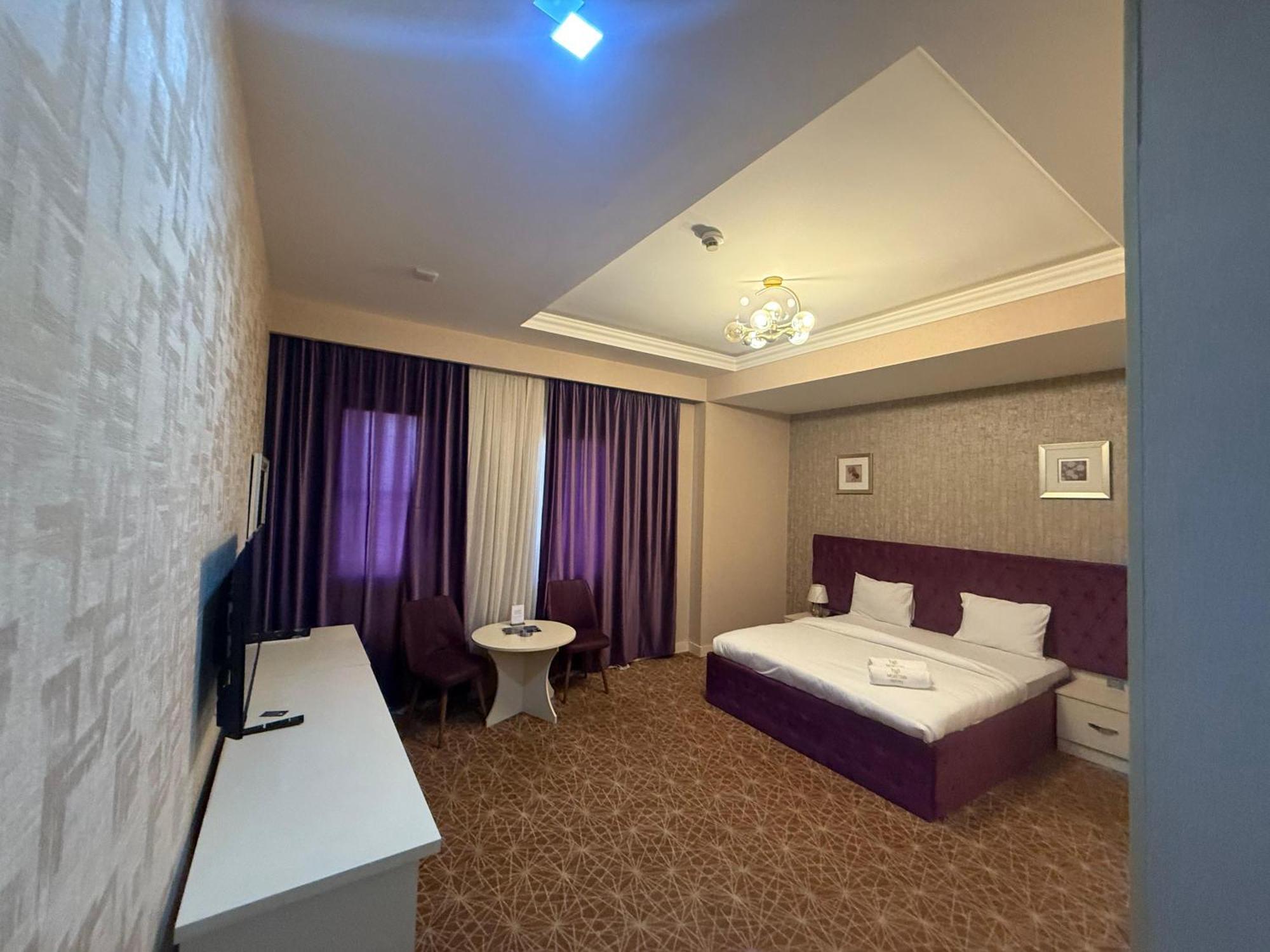 Black Mont Inn Hotel Baky Esterno foto