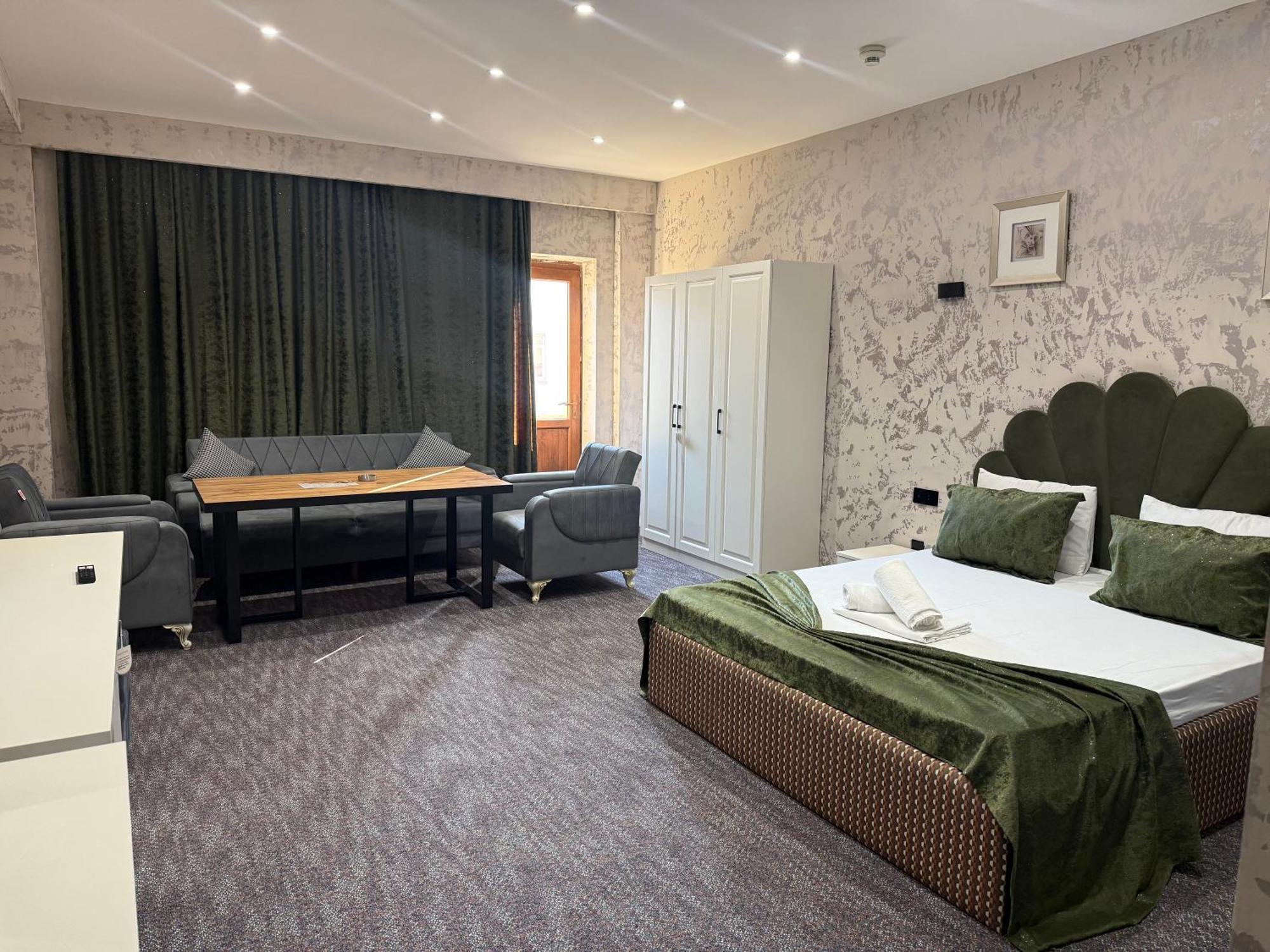 Black Mont Inn Hotel Baky Esterno foto